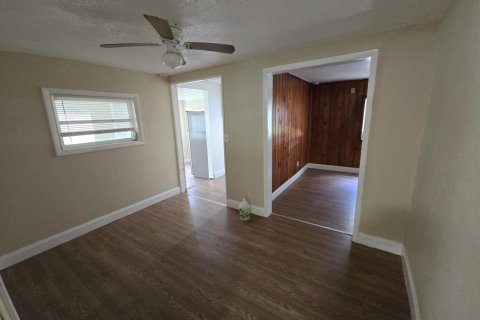 Casa en venta en Okeechobee, Florida, 3 dormitorios, 96.25 m2 № 2250196 - foto 14