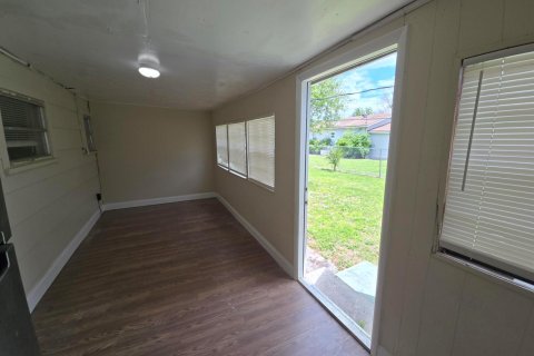 Casa en venta en Okeechobee, Florida, 3 dormitorios, 96.25 m2 № 2250196 - foto 29