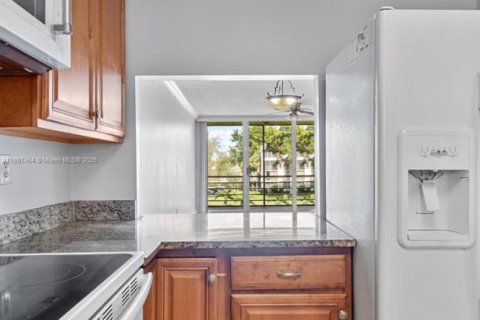 Copropriété à louer à Davie, Floride: 2 chambres, 72 m2 № 1952941 - photo 13