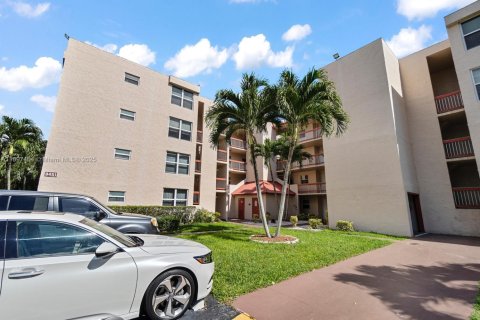 Copropriété à louer à Davie, Floride: 2 chambres, 72 m2 № 1952941 - photo 3