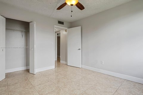 Copropriété à louer à Davie, Floride: 2 chambres, 72 m2 № 1952941 - photo 21