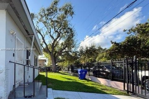 Commercial property in Miami, Florida 127.83 sq.m. № 1957947 - photo 5