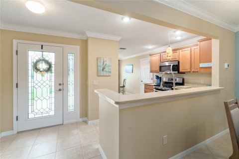 House in The Villages, Florida 3 bedrooms, 142.6 sq.m. № 1649491 - photo 6