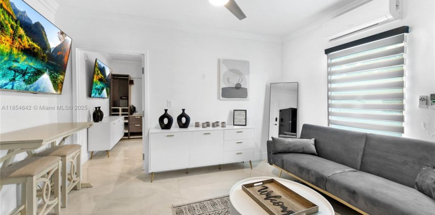 Appartement à Tavernier, Floride 1 chambre, 815.12 m2 № 1872540