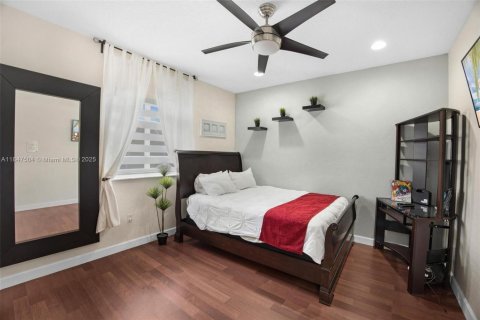 Villa ou maison à vendre à Miami, Floride: 4 chambres, 250.84 m2 № 1847799 - photo 29