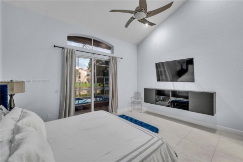 House in Coconut Creek, Florida 4 bedrooms, 229.84 sq.m. № 1836724 - photo 19