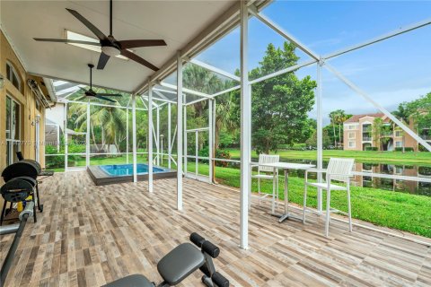 House in Coconut Creek, Florida 4 bedrooms, 229.84 sq.m. № 1836724 - photo 11