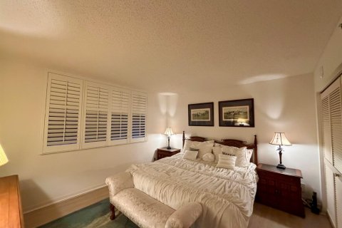 Condo in St. Lucie, Florida, 3 bedrooms № 2182850 - photo 27