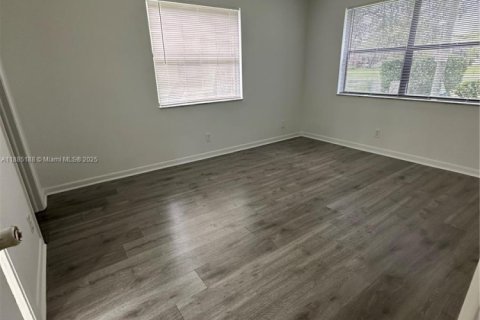 Copropriété à louer à Coral Springs, Floride: 2 chambres, 75.72 m2 № 1930593 - photo 8