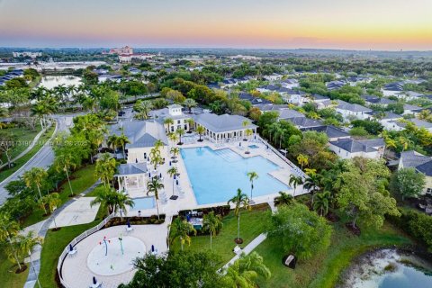 Casa en alquiler en Homestead, Florida, 4 dormitorios, 179.67 m2 № 1927776 - foto 23