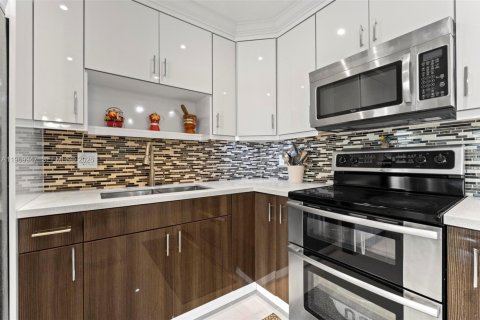 Adosado en venta en Pompano Beach, Florida, 3 dormitorios, 132.66 m2 № 2032683 - foto 15