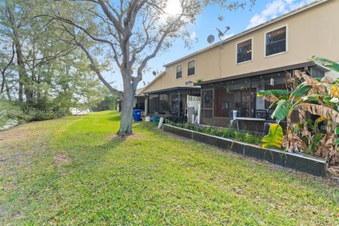 Adosado en venta en Pompano Beach, Florida, 3 dormitorios, 132.66 m2 № 2032683 - foto 20