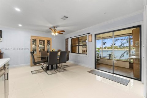 Adosado en venta en Pompano Beach, Florida, 3 dormitorios, 132.66 m2 № 2032683 - foto 14