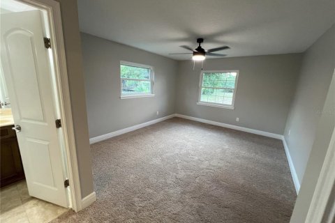 Casa en alquiler en Orlando, Florida, 4 dormitorios, 179.3 m2 № 1856592 - foto 21