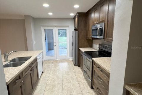 Casa en alquiler en Orlando, Florida, 4 dormitorios, 179.3 m2 № 1856592 - foto 26