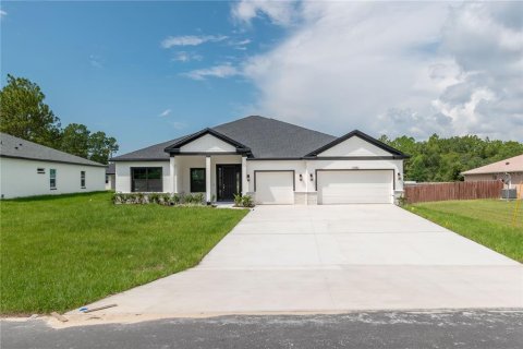 Villa ou maison à vendre à Ocala, Floride: 4 chambres, 230.21 m2 № 1907406 - photo 1