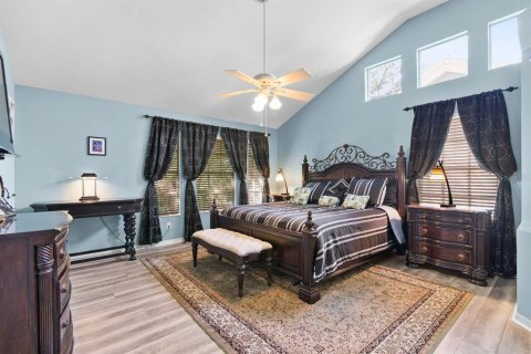 House in Tampa, Florida 3 bedrooms, 201.97 sq.m. № 2339310 - photo 29