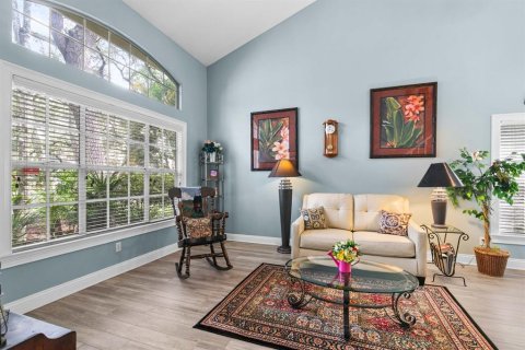 House in Tampa, Florida 3 bedrooms, 201.97 sq.m. № 2339310 - photo 7