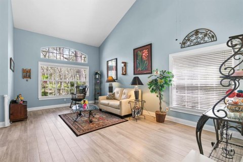 House in Tampa, Florida 3 bedrooms, 201.97 sq.m. № 2339310 - photo 11