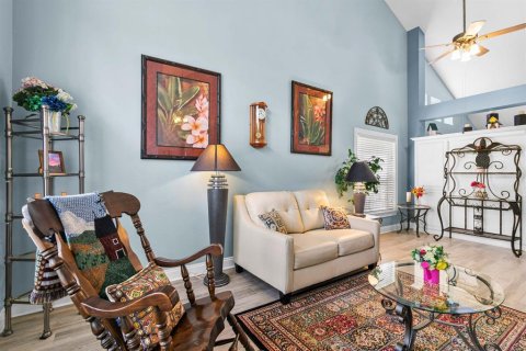 House in Tampa, Florida 3 bedrooms, 201.97 sq.m. № 2339310 - photo 8