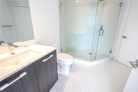 Copropriété à louer à Miami, Floride: 2 chambres, 96.8 m2 № 1976097 - photo 10