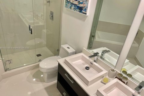 Copropriété à louer à Miami, Floride: 2 chambres, 96.8 m2 № 1976097 - photo 7