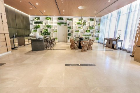 Copropriété à louer à Miami, Floride: 2 chambres, 96.8 m2 № 1976097 - photo 25