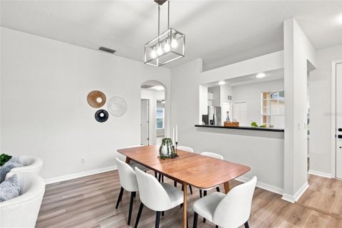 Villa ou maison à vendre à Tavares, Floride: 3 chambres, 136.66 m2 № 2352315 - photo 8