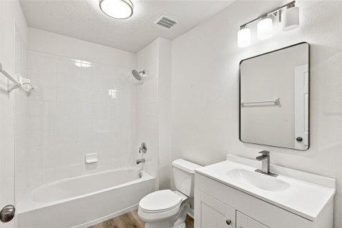 Villa ou maison à vendre à Tavares, Floride: 3 chambres, 136.66 m2 № 2352315 - photo 22