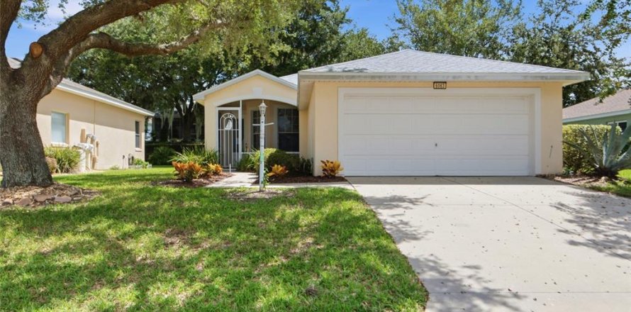 Villa ou maison à Tavares, Floride 3 chambres, 136.66 m2 № 2352315