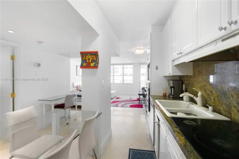 Снять в аренду кондоминиум в Майами-Бич, Флорида 51.1м2, № 1752955 - фото 10
