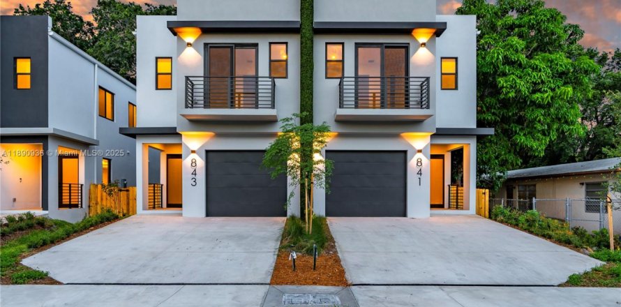 Таунхаус в Форт-Лодердейл, Флорида 4 спальни, 227.33м2 № 1944376