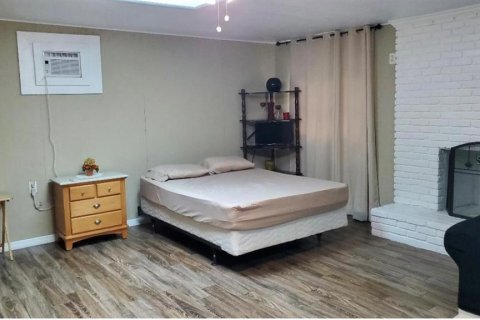 Casa en alquiler en Orlando, Florida, 1 dormitorio, 41.81 m2 № 1868994 - foto 1