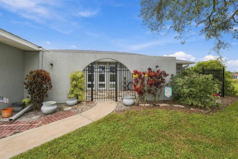Villa ou maison à vendre à Venice, Floride: 2 chambres, 120.87 m2 № 2405495 - photo 15