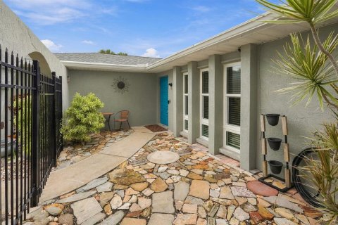 Villa ou maison à vendre à Venice, Floride: 2 chambres, 120.87 m2 № 2405495 - photo 16