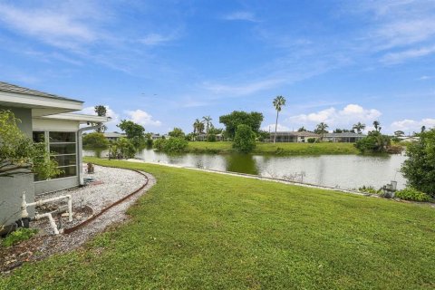 Villa ou maison à vendre à Venice, Floride: 2 chambres, 120.87 m2 № 2405495 - photo 25