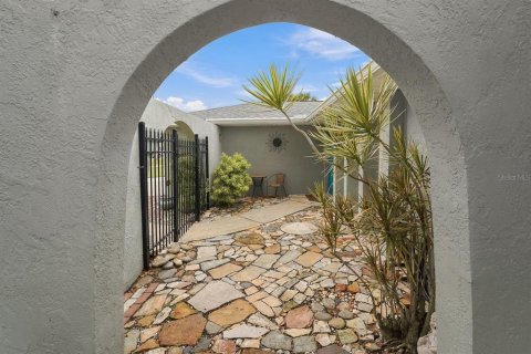 Villa ou maison à vendre à Venice, Floride: 2 chambres, 120.87 m2 № 2405495 - photo 19