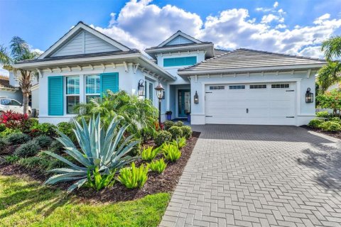 House in Lakewood Ranch, Florida 4 bedrooms, 271.46 sq.m. № 1574630 - photo 3