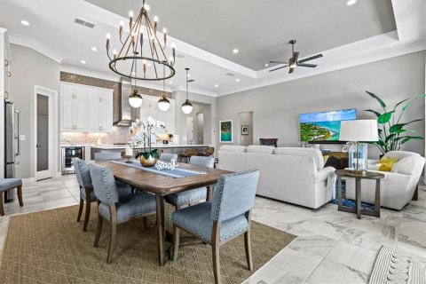 House in Lakewood Ranch, Florida 4 bedrooms, 271.46 sq.m. № 1574630 - photo 26