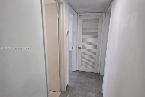 Apartment in Dania Beach, Florida 2 bedrooms, 98.48 sq.m. № 1994274 - photo 6