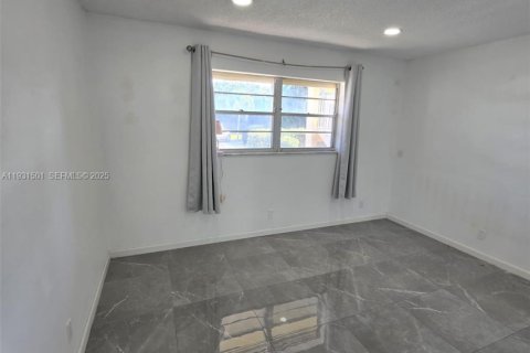 Apartment in Dania Beach, Florida 2 bedrooms, 98.48 sq.m. № 1994274 - photo 8