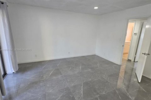 Apartment in Dania Beach, Florida 2 bedrooms, 98.48 sq.m. № 1994274 - photo 11