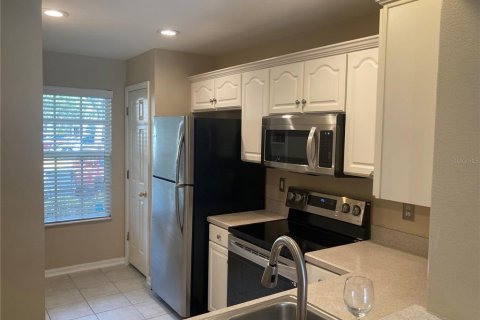 Townhouse in Clearwater, Florida 2 bedrooms, 106.47 sq.m. № 2232332 - photo 4
