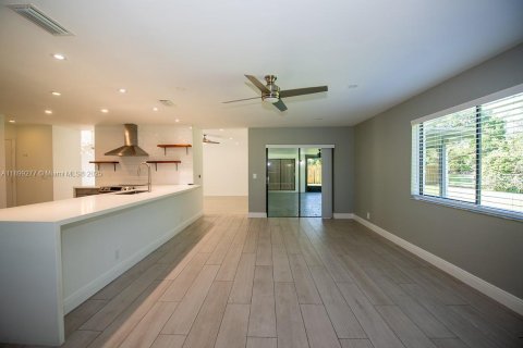 Villa ou maison à vendre à Cooper City, Floride: 3 chambres, 190.73 m2 № 1951198 - photo 11