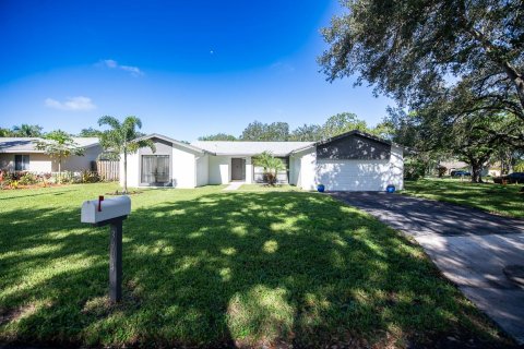 Villa ou maison à vendre à Cooper City, Floride: 3 chambres, 190.73 m2 № 1951198 - photo 1