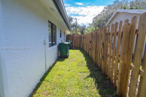 Villa ou maison à vendre à Cooper City, Floride: 3 chambres, 190.73 m2 № 1951198 - photo 24