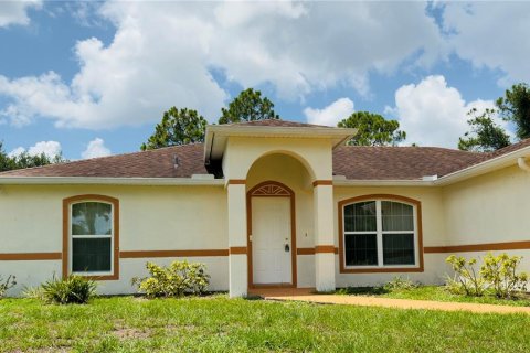 Villa ou maison à Palm Bay, Floride 3 chambres, 121.89 m2 № 2095830