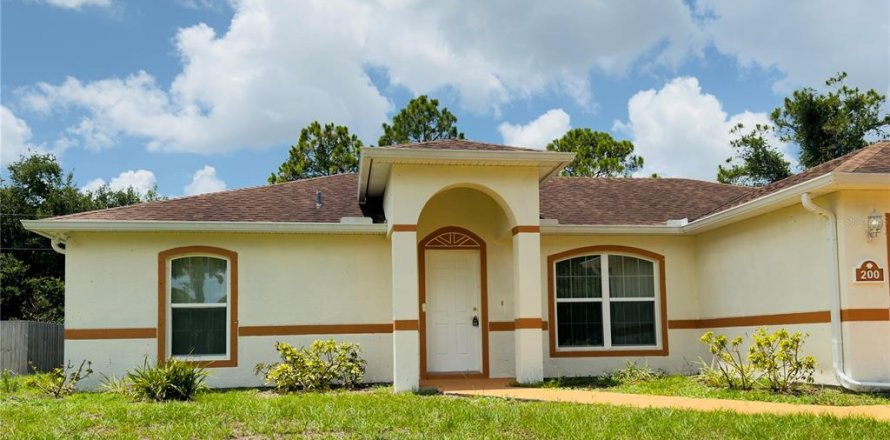 Villa ou maison à Palm Bay, Floride 3 chambres, 121.89 m2 № 2095830