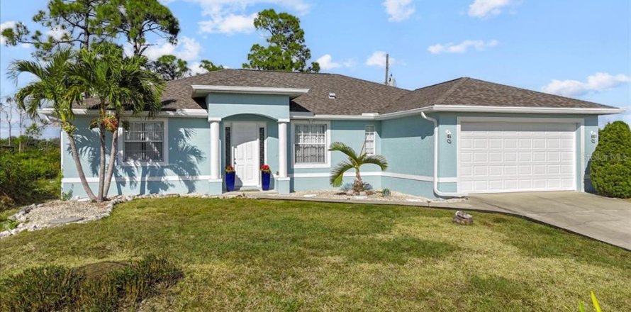 Villa ou maison à Placida, Floride 3 chambres, 188.78 m2 № 2135079