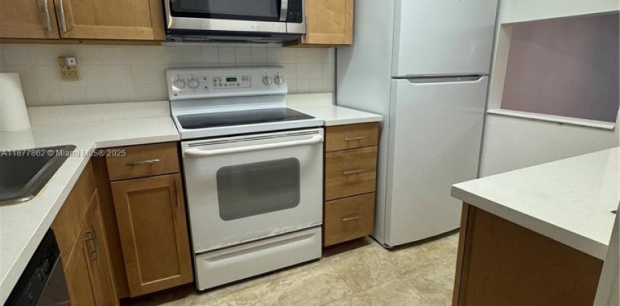 Condo in Sunrise, Florida, 2 bedrooms  № 1927645